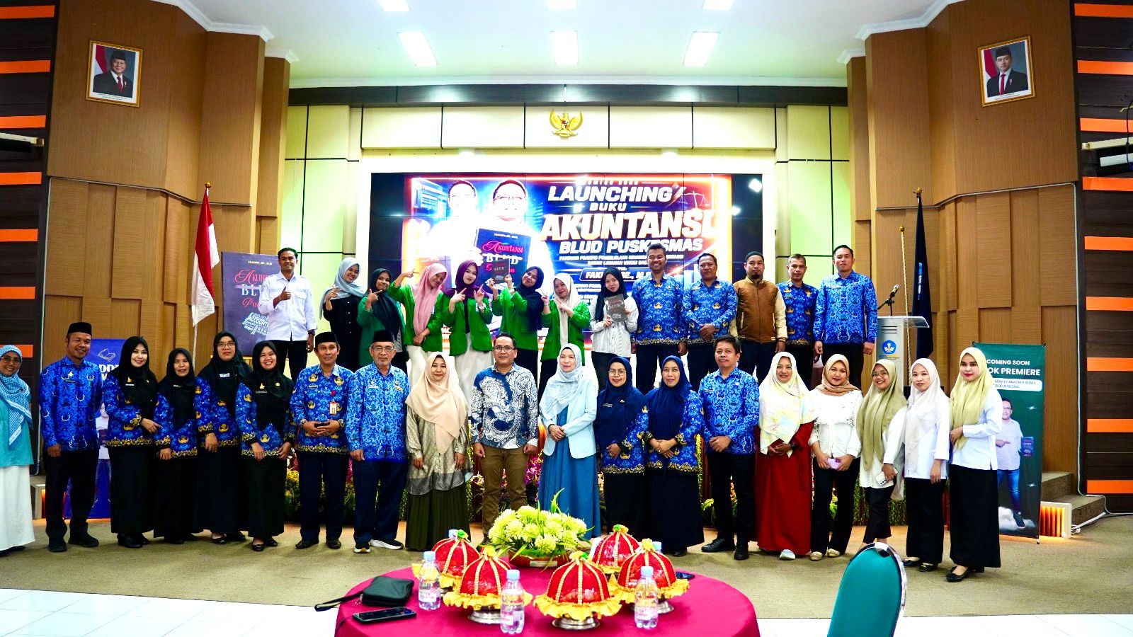 Satu Buku, Seribu Ilmu: Mahasiswa Akuntansi Syariah STAIN Majene Hadir di Book Premiere